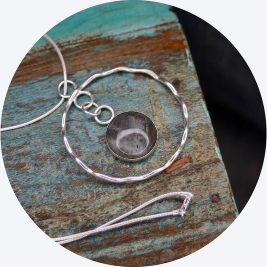 Crafting with Intention: How Thoughtful Design Enriches Your Jewellery Experience