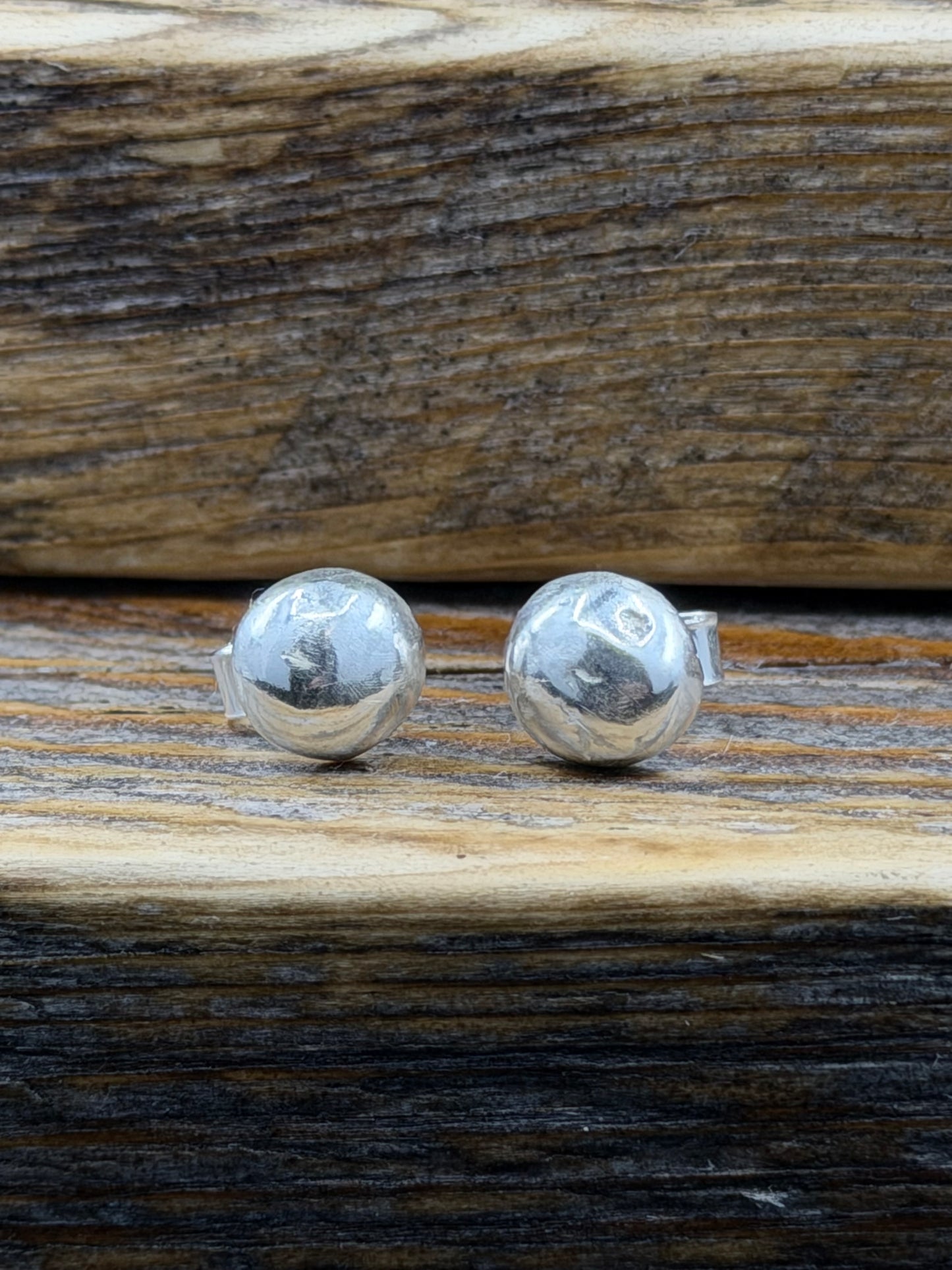 Smooth Mini Pebble Earrings