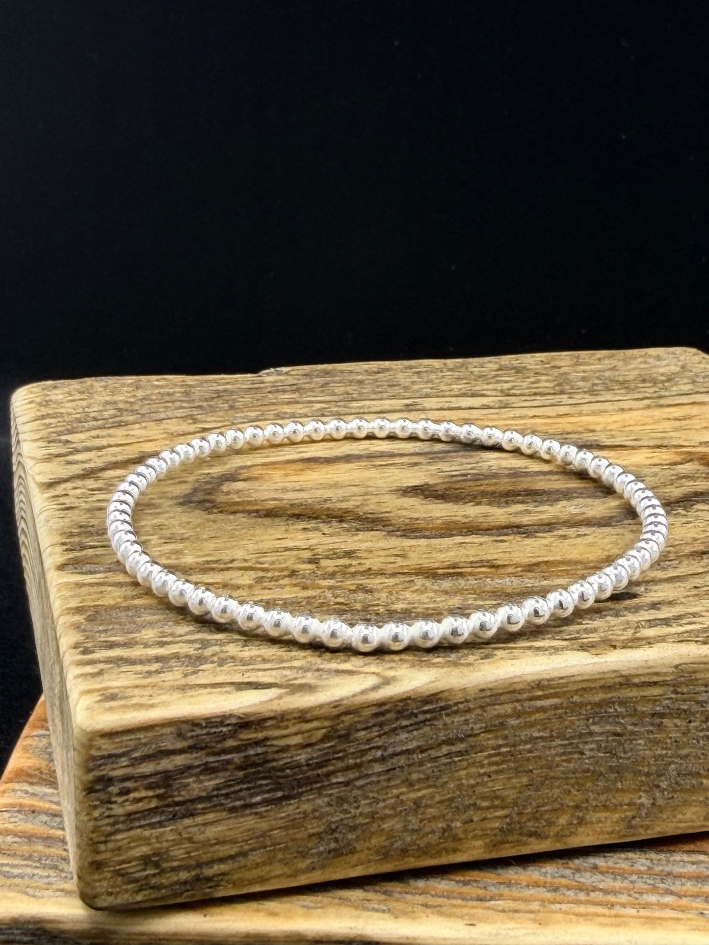Bead bangle