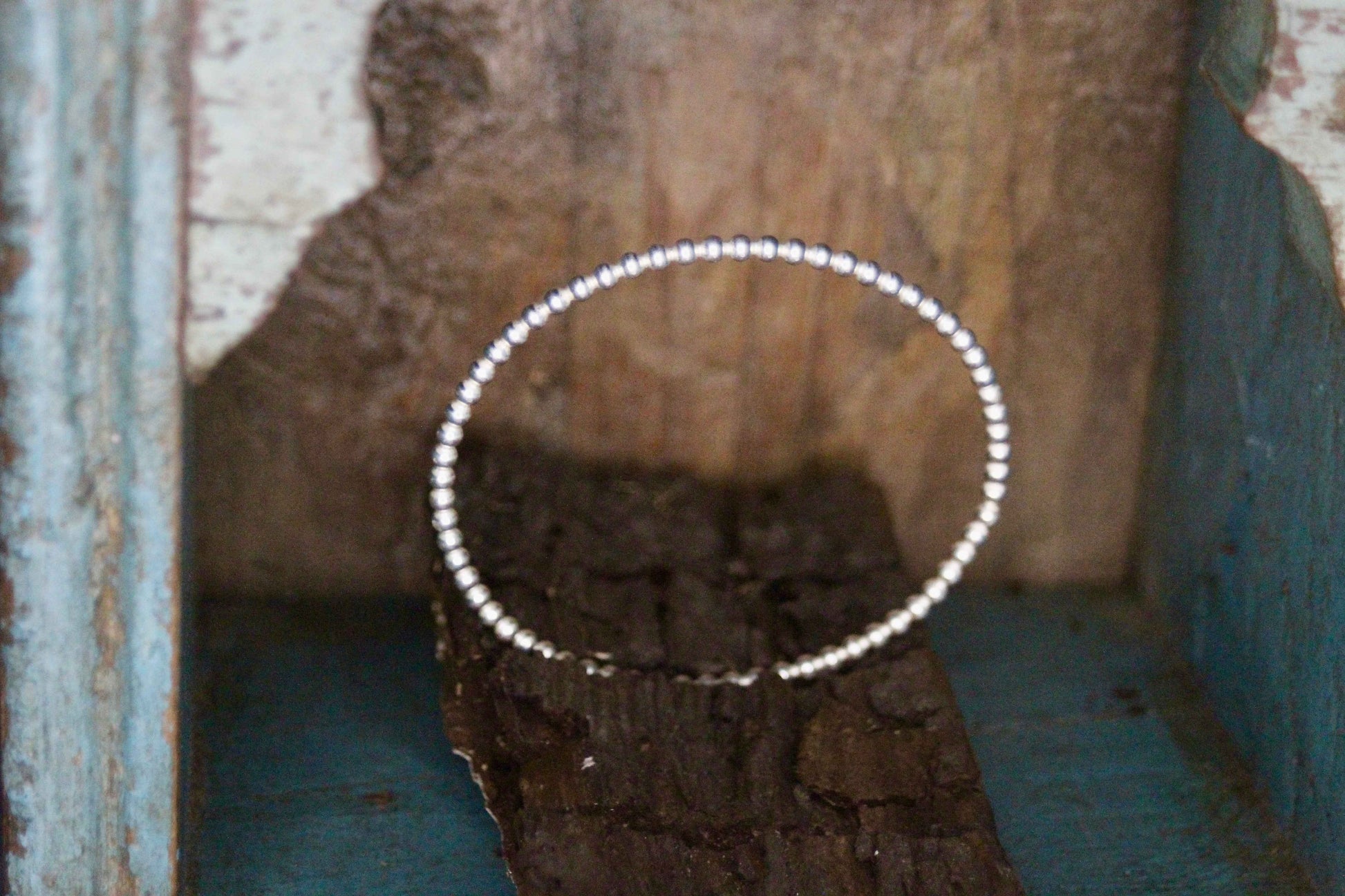 Bead bangle
